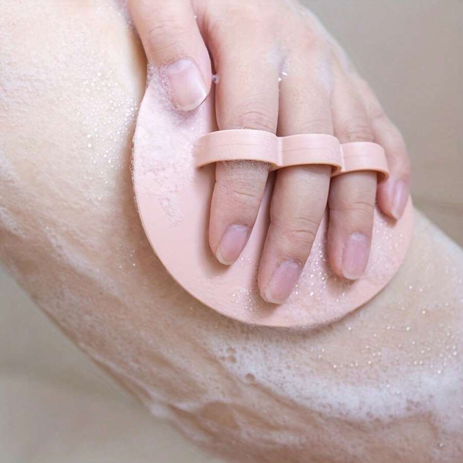 1 pieza Cepillo de baño con cerdas suaves y cabezal exfoliante de triple dedo - Herramienta de limpieza corporal para bañarse/ducharse, exfoliación suave para mejorar la suavidad de la piel - Color aleatorio - Ver 1