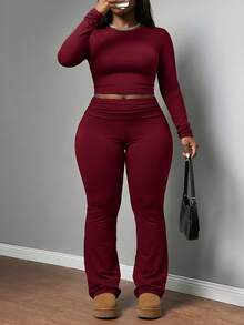Valentine's Day, Casual Date Night Outfit, Gifts For Her Plus-Size Women's Sleek Two-Piece Set With Long Sleeve Crew Neck Crop Top And High-Waisted Flare Pants For Daily Wear - 酒紅色 - 查看 5