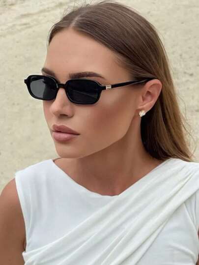 1pc Women's Plastic Rectangular Small Frame Thin Leg Vintage Rivet Elegant Minimalist Casual European And American Daily Versatile Outdoor Travel Decorative Fashion Glasses, Suitable For Street Photography