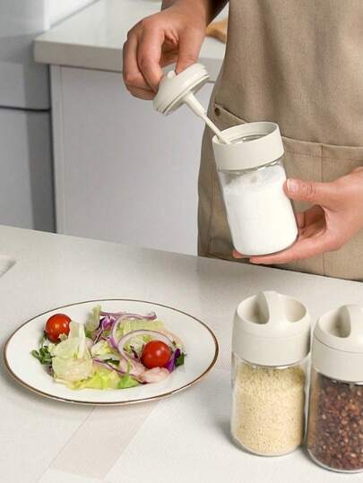 半玻璃糖盐罐，带勺子，250毫升。适合在厨房台面上存放糖、盐、香料、酱汁等。厨房勺子和盖子一体式调味罐套装，家用防潮盐味精储物盒。