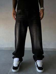 Men Slant Pocket Straight Leg Jeans - Black - View 3