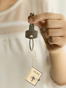 1pc/3pcs/6pcs Mini Bible Keychain, Christian Keychain, Real Paper Material, Readable, Christian Cross Keyring, Car Key Chain, Fashionable Gift, Accessory, Casual Car Key Fob, Mini Book Keyring - Multicolor - View 7