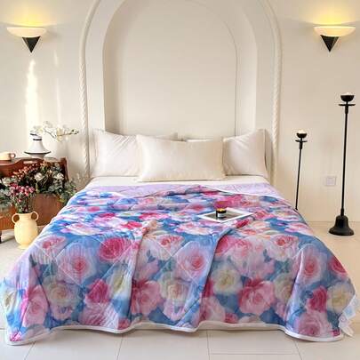 1pc Floral Pattern Cooling Printed Summer Quilt, Polyester Fiber Lightweight Breathable Comforter Suitable For Home, Living Room, Bedroom, Nap, Hotel, Travel And Other Occasions, Easy To Clean And Machine Washable