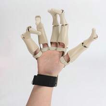 1 Pair Adjustable April Fool's Day, Halloween Party Claw - Realistic Design, Suitable For Costume Accessories And Photo Props, Durable Plastic, One Size Fits All, No Battery Required, Ideal For April Fool's Day, Stage Performance Costumes And Decorations - Black - View 11