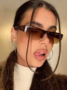 Lá trà đóng khung in da báo