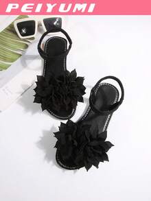 PEIYUMI Women's Sandals, Summer Beach Floral Decor Sandals, Stretchy Elastic, Easy To Carry - Black - View 5