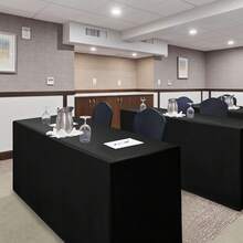 6ft Rectangular Tablecloth With Open Back Fit - Washable Polyester, Perfect For Trade Shows, Craft Displays, Parties, Weddings & Events - Black - View 4