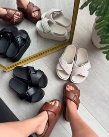 Adjustable Cross Strap Clog With Foam - Lara - 黑色 - 查看 10