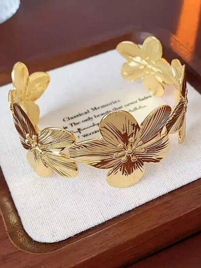 1 pieza Brazalete abierto de lujo vintage con forma de flor dorada, adecuado para el uso diario de las mujeres