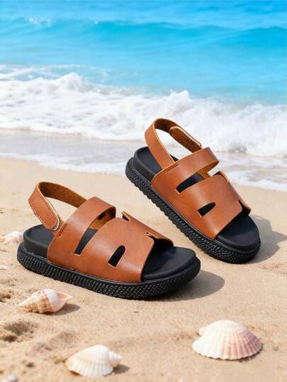 1 Pair Boys' Solid Color Faux Leather + Hollow Wide Band Design Breathable Patchwork Thick Bottom Open Toe Low-Top Adjustable Strap Retro Casual Boys Sandals, Suitable For Family Outings / Weekend Shopping