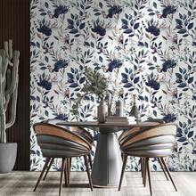 1卷自粘无缝乙烯基壁纸，可移除即撕即贴，柔软装饰墙贴，适用于厨房防溅板、特色墙、家具装饰，海军蓝叶子花卉图案，适合室内墙面装饰、橱柜家具翻新，卷尺寸44厘米 x 3/5/10米 - 1卷 - 查看 2