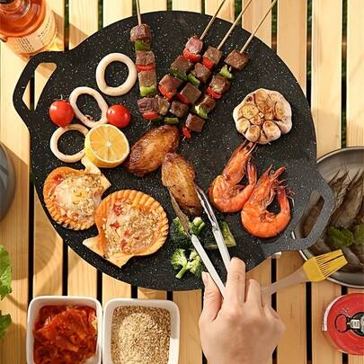 1个圆形薄型不粘烤盘，带家用露营烧烤托盘，户外露营烧烤厨房工具，易于清洁的烤盘，适合家庭和户外使用，韩式烧烤派对