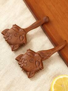 1pc Sandalwood Carved Massage Comb, Delicate Engraved Unique Fox & Cat Pattern, Soft Air Cushion Design, Hair Scalp Massage, Suitable For Home Use And Gift Giving - Rust Brown - View 8