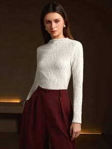 女士杏色纹理褶皱高领长袖修身上衣——完美适用于办公室、日常休闲和派对造型 - 米色 - 查看 3