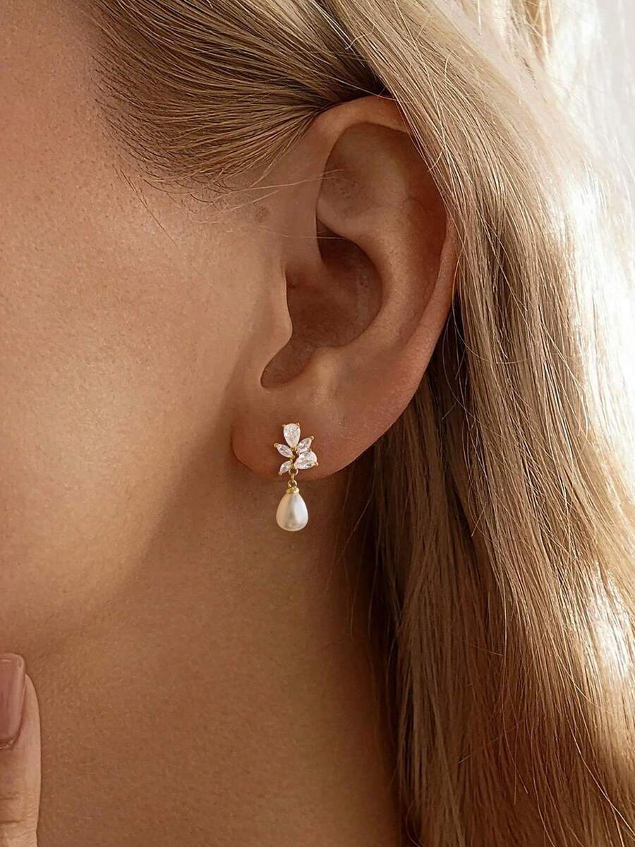 14K镀金CZ珍珠新娘耳环，低过敏镀金耳环，优雅新娘珍珠首饰，女士款