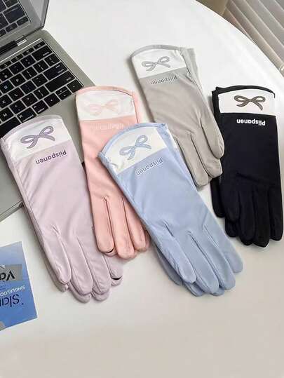 1双透气轻薄蝴蝶印花全指手套，防晒防滑，触屏兼容，适合骑行、驾驶，女士适用