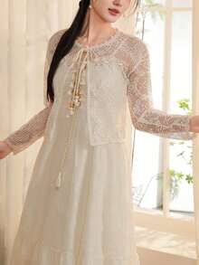 女士蕾丝针织披肩开衫，轻盈镂空长袖罩衫，夏季度假风 - 杏色 - 查看 4