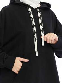 Women's Casual Long Sleeve Hooded Black Pullover Sweatshirt With Drawstring And Pockets - Black - View 1