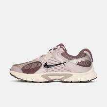 Nike V5 RNR (GS) Casual Low-Top Sneakers HQ6411-201 For Teens - Dusty Purple - View 1