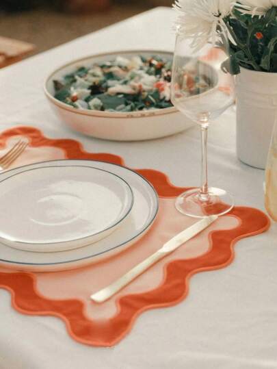 1件/2件装极简韩式不规则纯色刺绣餐垫，公主风餐布，可爱食物盘隔热垫