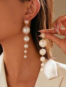 一对优雅简约的人造珍珠流苏吊坠手工耳环，适合日常、派对和度假佩戴。 - 彩色 - 查看 13