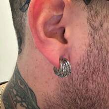 10个装扭纹卡扣耳环，不锈钢材质，可作耳中环、鼻环、耳骨夹等，男女皆宜，时尚百搭。 - 彩色 - 查看 5