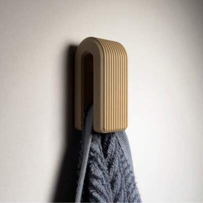 1pc-Auto-Locking Towel Hanger With Smart Locking System - Heavy-Duty Gravity Wall-Mounted Bathroom Shelf Rack, Space-Saving Modern Plastic Towel Holder For Shower, Bathtub (No Screws/Easy Installation) - Ideal For S & - Novelty