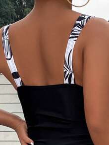 One Piece Bathing Suit  Casual  Knitted Fabric  Ruffle  Summer  Vacation  Beach  Swimsuits For Woman - Black and White - View 3