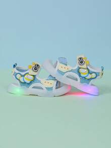1 par de zapatos hermosos y de moda con luz LED, suela blanda para bebé, punta cerrada, correa anti-patada, fáciles de poner y quitar, adecuados para uso interior y exterior - Azul menta - Ver 9