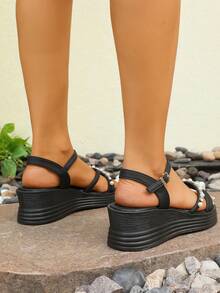 LOCLSVYOU Preppy Style Buckle Criss-Cross Beach Sandals, New 2026 Collection, Gold Buckle, Comfortable Fashion House Slippers, Soft Wedge Thick Sole Round Toe Casual Sport Sandals, Countryside Vacation Sandals With Pearl & Rhinestone Decor - Black - View 7