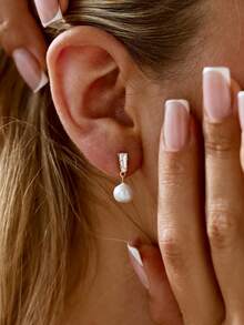 Bông tai cô dâu mạ vàng 14K đính ngọc trai CZ, bông tai mạ vàng ít gây dị ứng, trang sức ngọc trai thanh lịch cho cô dâu trong ngày cưới. - bông tai ngọc trai zircon hình chữ nhật - Xem 2