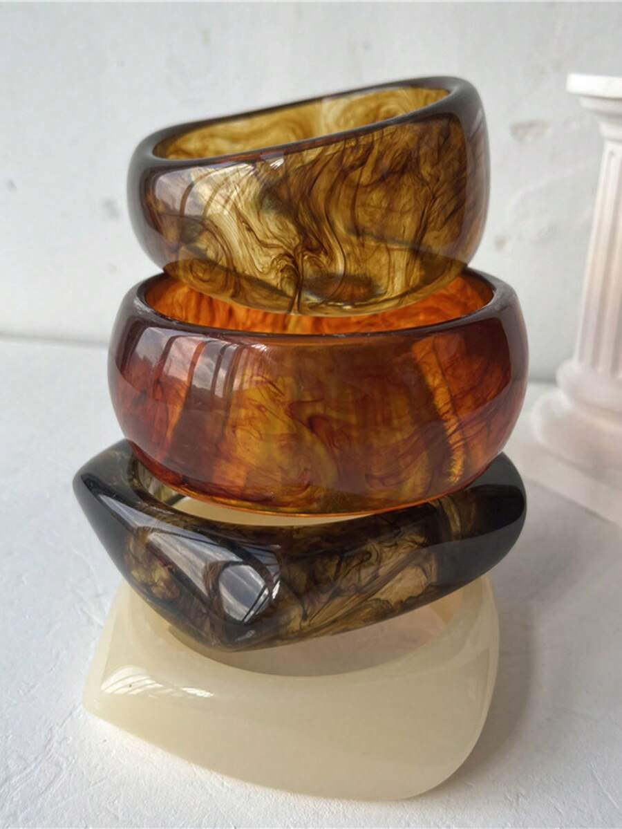 Vòng tay nhựa hình cây hình học bản rộng kiểu cổ điển, vòng tay bản to không đối xứng màu nâu trong suốt. - vòng đeo tay - Xem 1