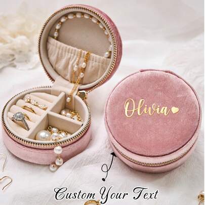 Hộp đựng trang sức bằng nhung dập nổi theo yêu cầu, kiểu dáng Bohemian, hình tròn, di động, có khóa kéo, ngăn cuộn đựng nhẫn và khắc chữ cái đầu tên, lớp lót vải mềm mại, quà tặng đám cưới cho phù dâu, quà tặng Ngày Valentine, Ngày của Mẹ, sinh nhật, hộp đựng trang sức nhỏ, hộp đựng trang sức, hộp sắp xếp trang sức.