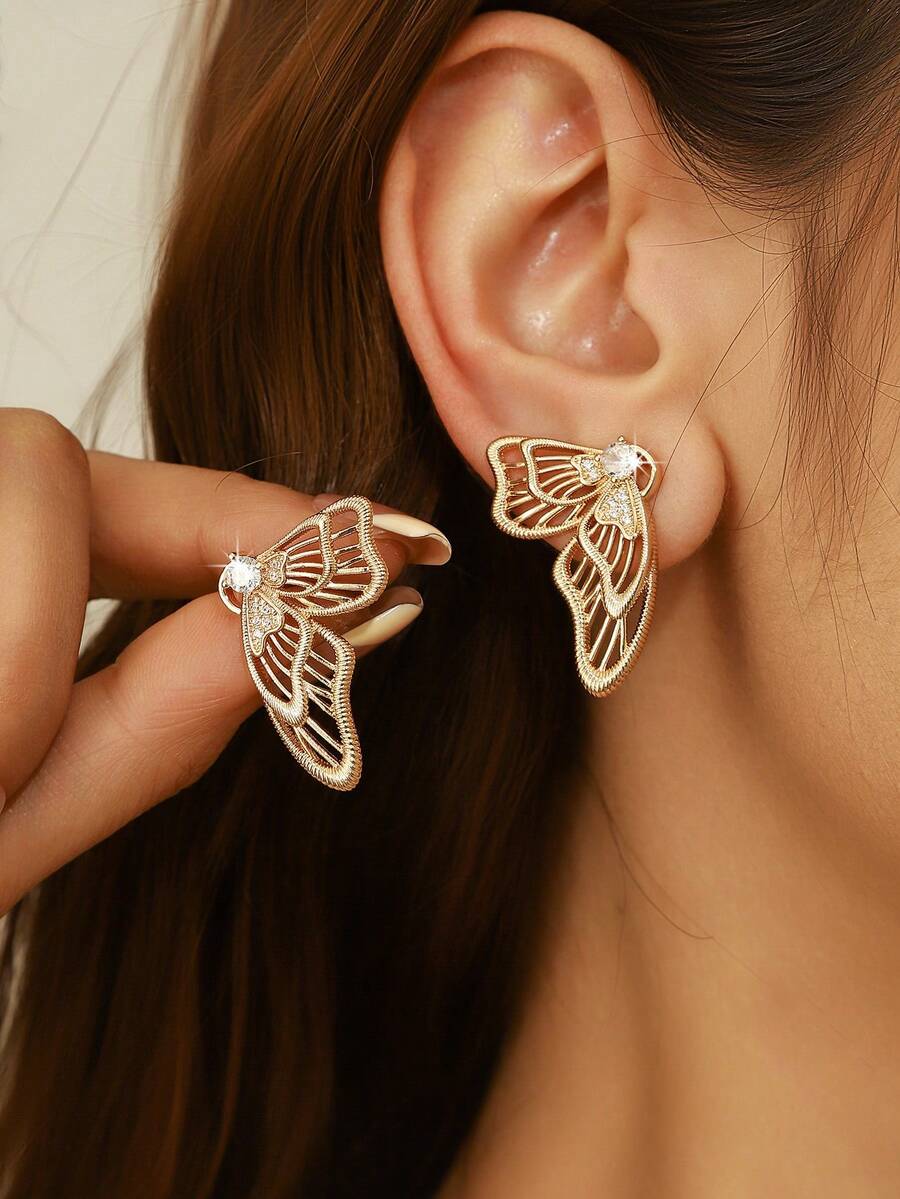 2 Pairs Exaggerated Unique Design Elegant Butterfly Shaped Sparkling Cubic Zirconia Stud Earrings, Suitable For Daily Wear And Gift - Multicolor - View 1