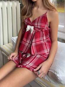 Women's Plaid Bow Trim Loungewear Set - V-Neck Cami  Ruffle Shorts Pajama Set With Contrast Bows For Fall  Winter Cozy Home  Holiday Relaxation - 紅色 - 查看 4