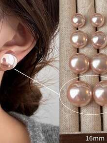 一对时尚优雅的粉色仿珍珠耳环，适合女性日常佩戴，也适合在晚宴/派对等场合佩戴，可作为生日礼物送给朋友，或作为情人节礼物。 - 粉色 - 查看 5