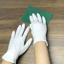 100/50/4只装 白色无粉丁腈一次性手套，不含乳胶，家用清洁手套，适用于家庭清洁、美发沙龙、宠物美容、DIY手工、浴室和厨房清洁（袋装） - 白色 - 查看 9
