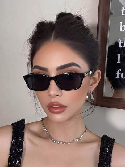 男女通用黑色复古长方形小框太阳镜，经典塑料时尚眼镜，夏季度假必备复古防紫外线太阳镜，适合海滩、旅行、驾驶和日常佩戴