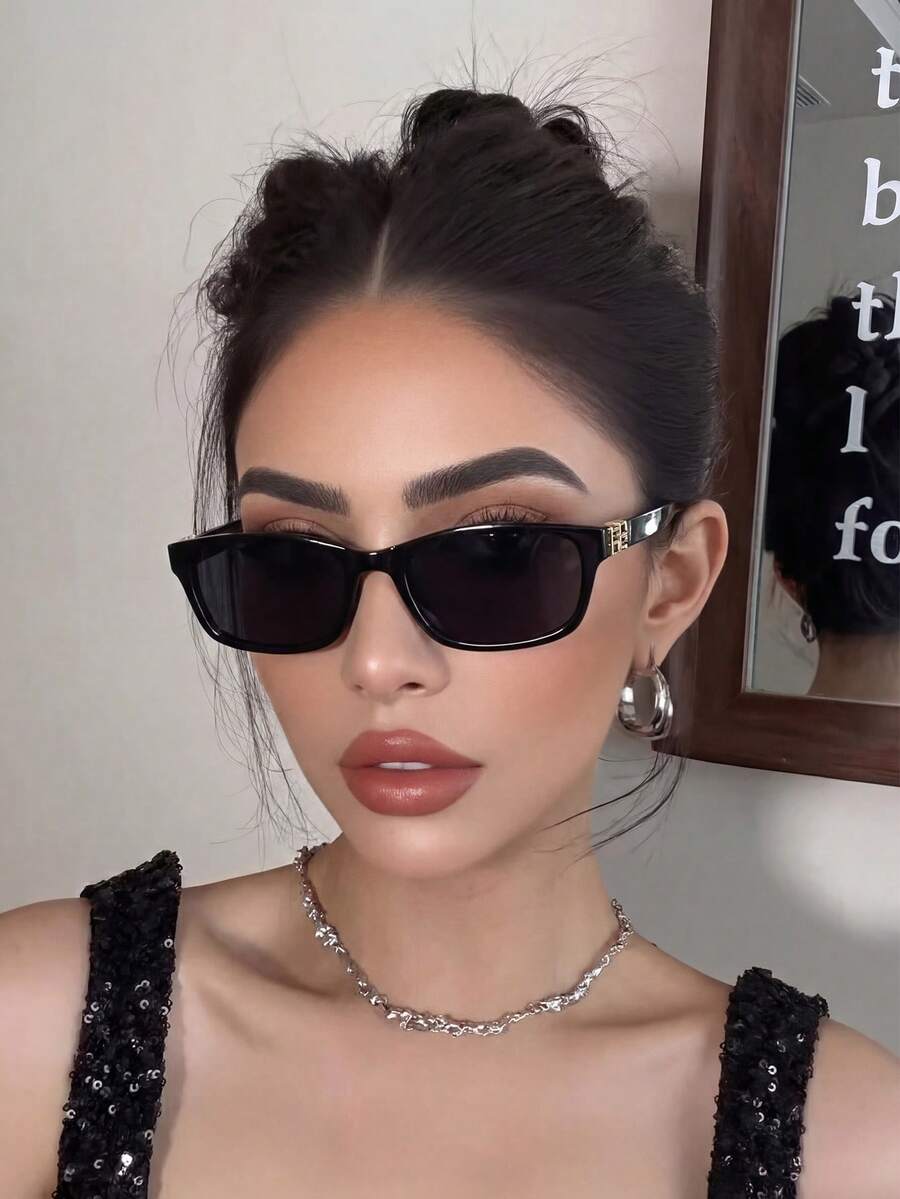 男女通用黑色复古方形小框太阳镜，经典塑料时尚眼镜，夏季度假必备复古防紫外线太阳镜，适合海滩、旅行、驾驶和日常佩戴 - 黑色 - 查看 1