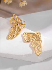 2 Pairs Exaggerated Unique Design Elegant Butterfly Shaped Sparkling Cubic Zirconia Stud Earrings, Suitable For Daily Wear And Gift - Multicolor - View 2