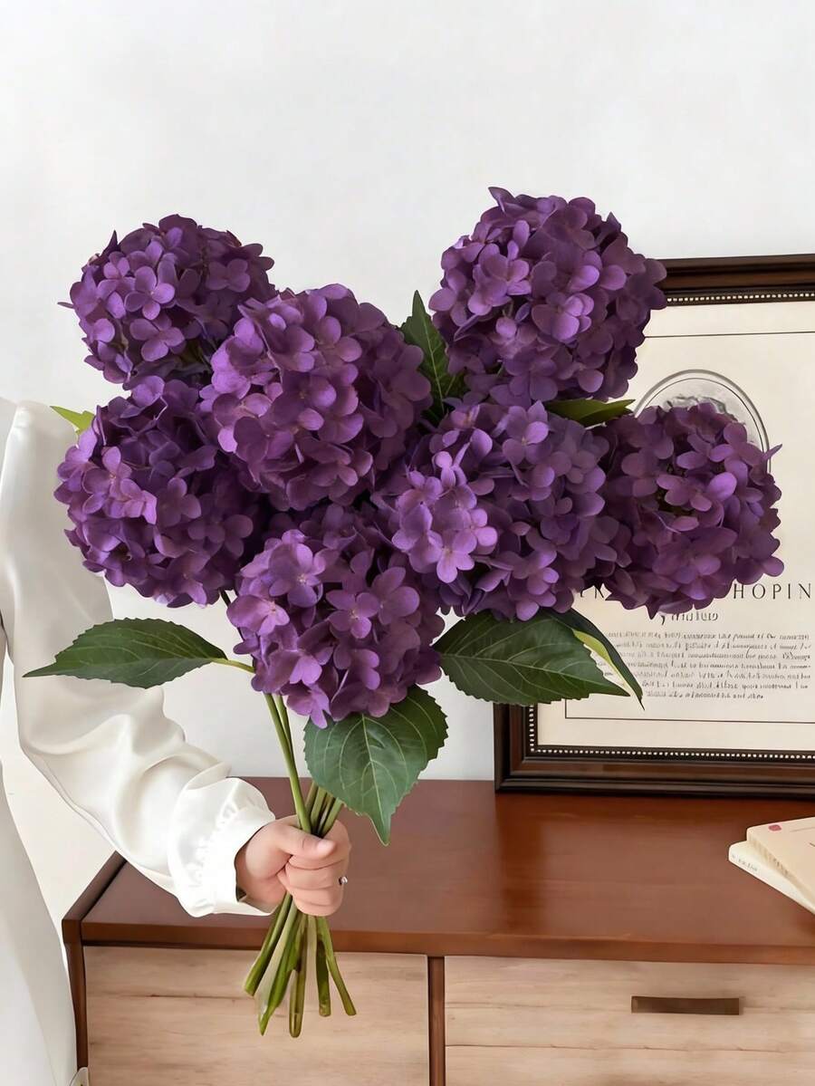 6支7.9英寸(约20厘米)大号人造绣球花,直径25英寸(约63厘米),高品质仿真花束,适用于DIY婚礼花篮、新娘捧花、生日派对、户外家居装饰、节日庆典,也适用于家居、餐厅、卧室、斋月活动、户外花园、春季装饰、办公室装饰。 - 紫色 - 查看 1