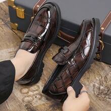 Men's Personalized Dress Loafers - Slip-On Fringe Patent Leather Elevator Dress Shoes For Teens, Hairstylists & Casual Fashion - màu nâu - Xem 2