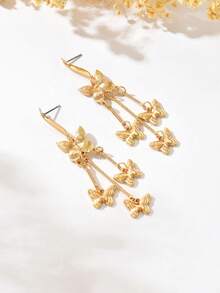 1 Pair Fashionable & Elegant Metal Butterfly Tassel Drop Earrings, Lightweight & Dynamic, Suitable For Autumn/Winter Daily Wear, Gatherings With Friends, Parties, And Gift-Giving Occasions - Golden - View 4