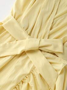 优雅迷人的韩式荷叶边下摆无袖收腰连衣裙，简约设计，黄色，显瘦，春夏款 - 黃色 - 查看 4