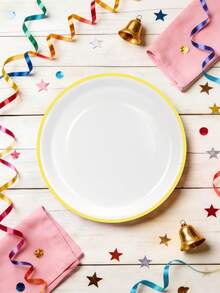 Set Piring Kertas Sekali Pakai Warna Kuning dan Putih Isi 20/40/60 Buah, Termasuk Piring Makan dan Piring Dessert, Cocok untuk Pesta, Ulang Tahun, Pernikahan, Liburan, dan Acara Lainnya - Latar belakang putih dengan batas kuning - View 5