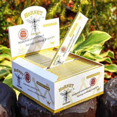 50 Stück/Box, HORNET Markenserie 110mm weiße halbtransparente Drehtabakpapiere, Raucherzubehör Handroll Papiere, 32 Stück/Heft, tragbares Handroll Zubehör Zigarettenpapiere, ein tolles Geschenk für Raucher! Ganze Box zum Mitnehmen!