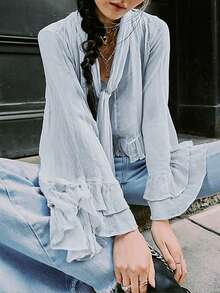 Women Y2K Long Bell Sleeve Frill Top V Neck See Through Sheer Mesh Blouse High Low Hem Ruffled Flowy Tops Loose Fit Poncho Capes Tops Going Out - 藍色 - 查看 2