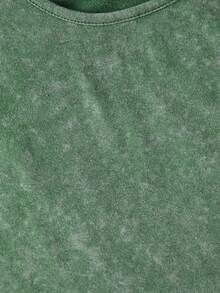 Disney Retro Washed Men's Crew Neck Short-Sleeved T-Shirt With Mickey Mouse Soccer Print, Perfect For Summer Wear. - Green - View 3