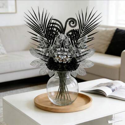 一套朋克风黑白仿真花束，适合万圣节派对、音乐节装扮、店铺装饰、暗黑主题婚礼、生日派对，可放置于酒吧、舞台、门厅、暗黑风格客厅、纹身店，打造前卫时尚的DIY花艺作品。