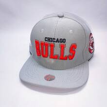 Men's Flat Brim Closed Basketball Cap With Embroidery, Adult Urban Style - MODEL 3 - View 3